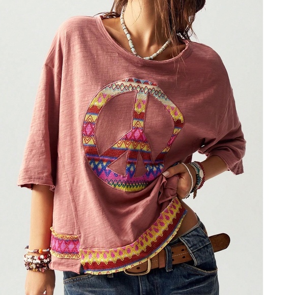 Boho Colorful Peace Sign Patch Short Sleeve Loose Fit Top - Picture 1 of 6
